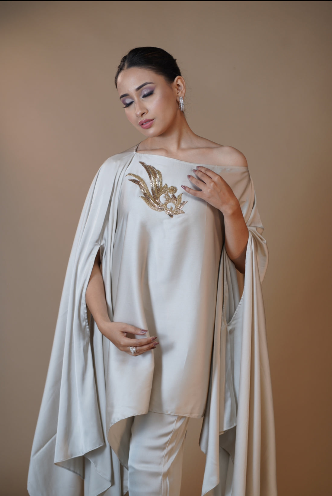 Ivory Elegance Embroidered Cape